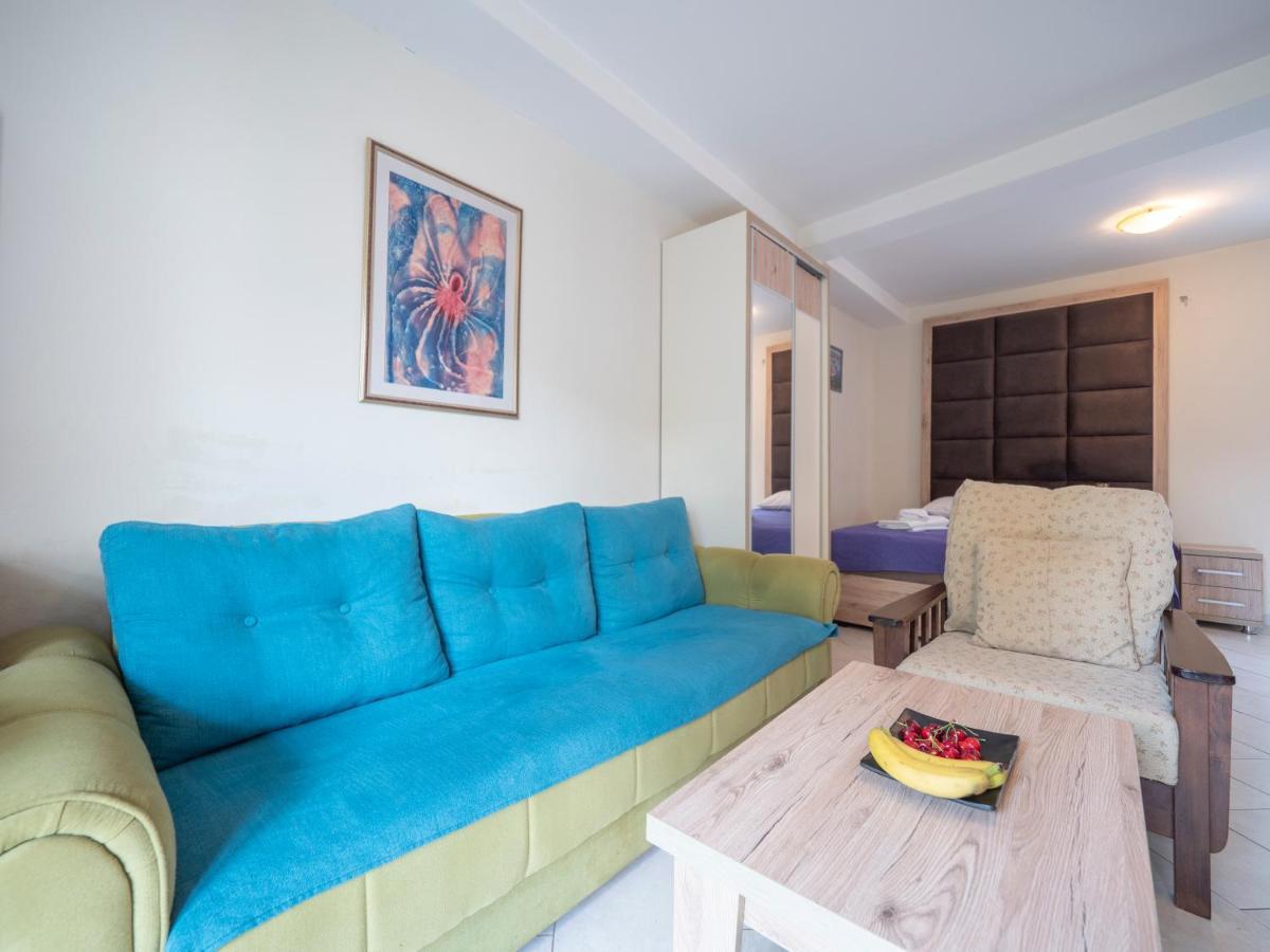 Lägenhet Apartments Budva