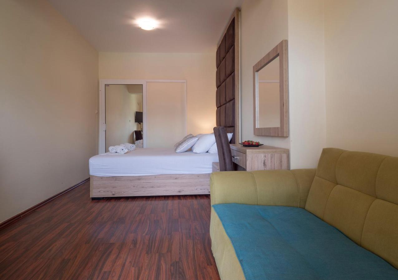 Apartments Budva *